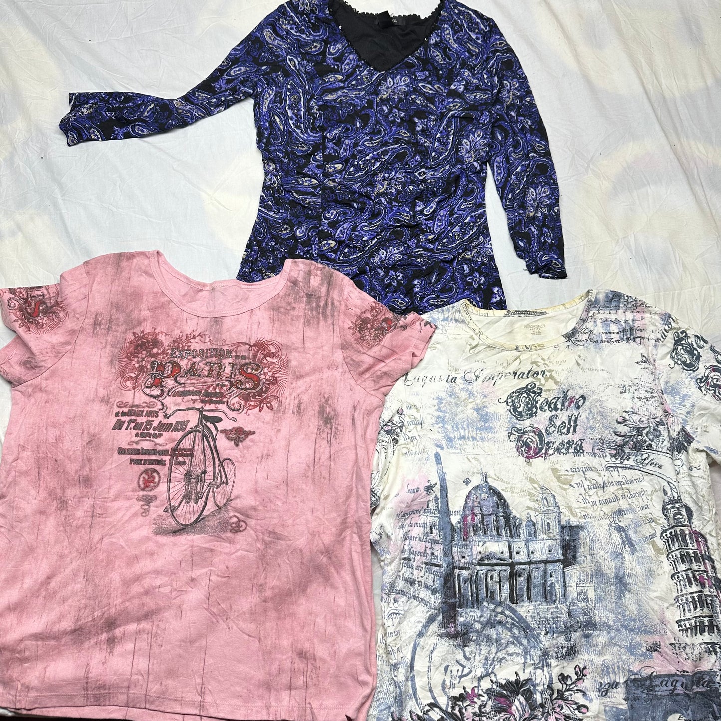 Y2K GRAPHIC TEES (A/B GRADE) 28 PC
