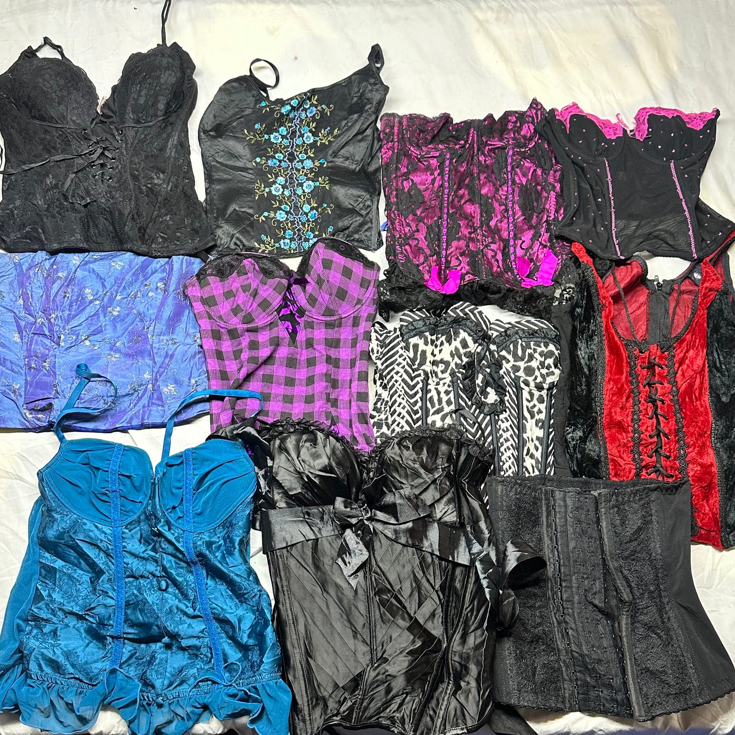 GOTHIC / BOHO CORSET (GRADE A/B) 19 PC